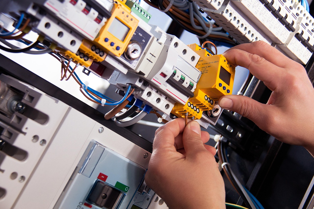 Elektroinštalácie – zapojenie relé a ističov